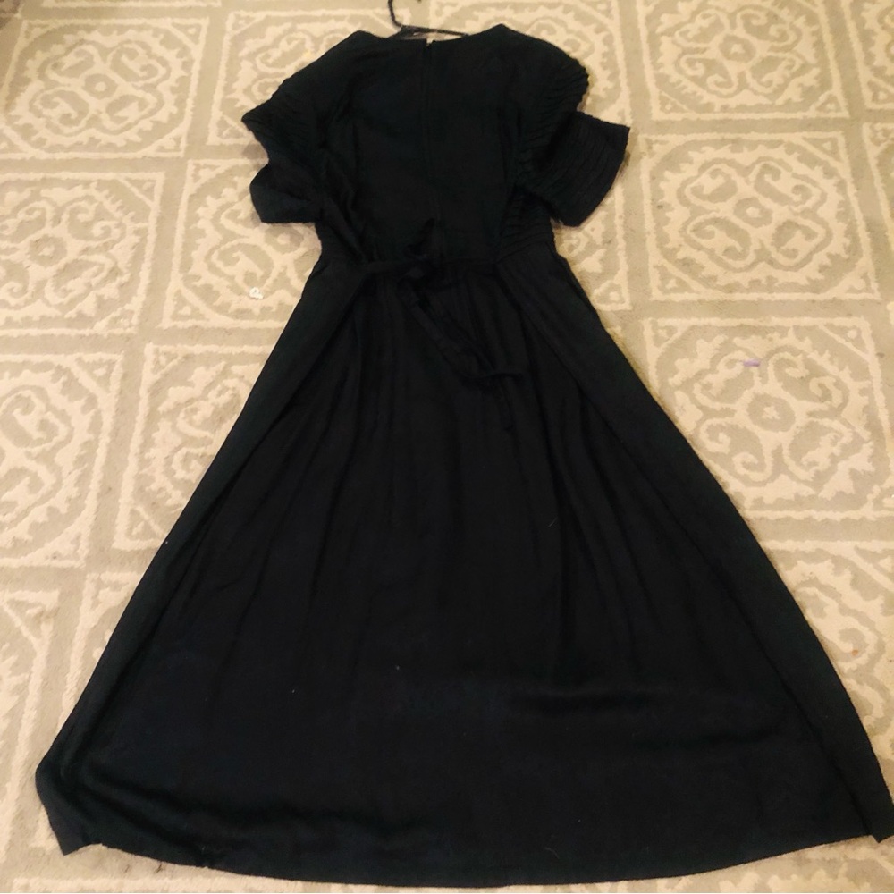 Sarah Elizabeth Elegant Black Short Sleeve Dress